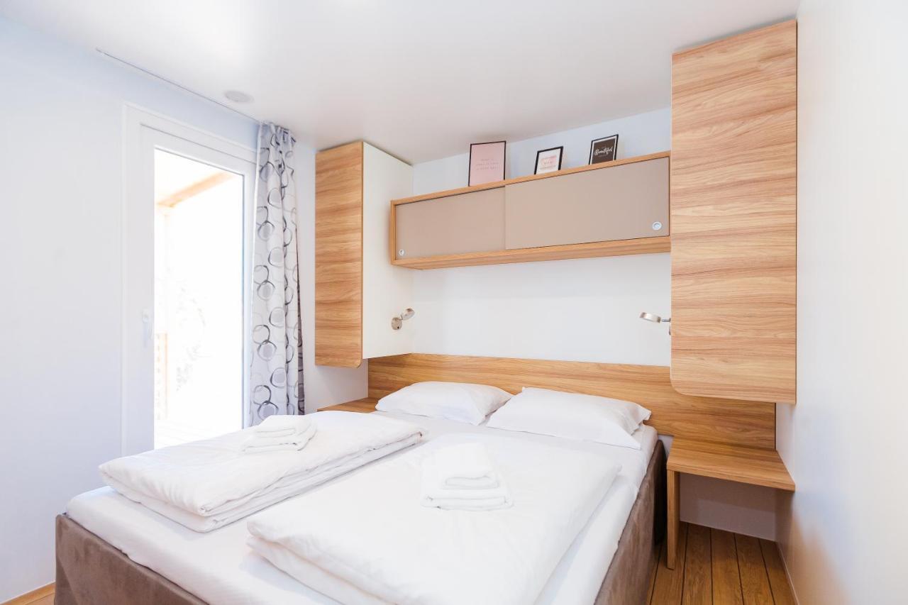 Premium Mobile Homes Istria - Camping Lanterna Porec - Luxury Mobilhome Extérieur photo