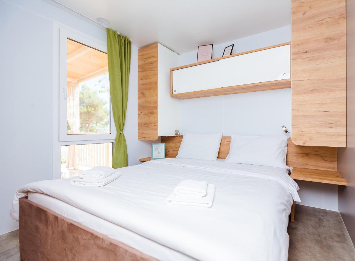 Premium Mobile Homes Istria - Camping Lanterna Porec - Luxury Mobilhome Extérieur photo